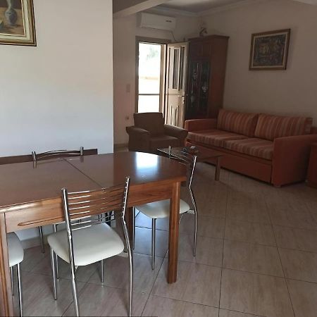 Flamiatos Garden Cottages Poulata Екстер'єр фото
